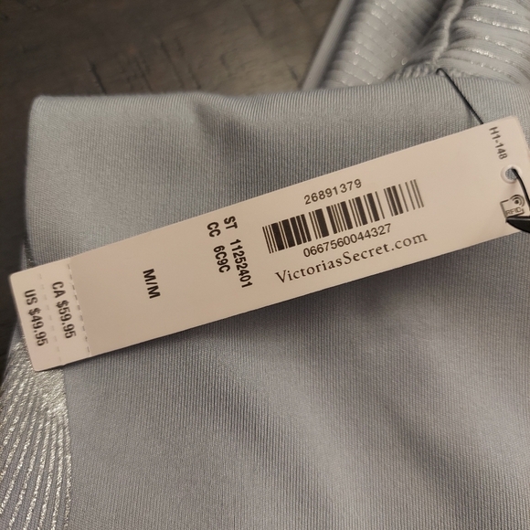 VICTORIA SECRET SPORT Essential Shine Pocket Leggings in Gray and Silver - Picture 13 of 14